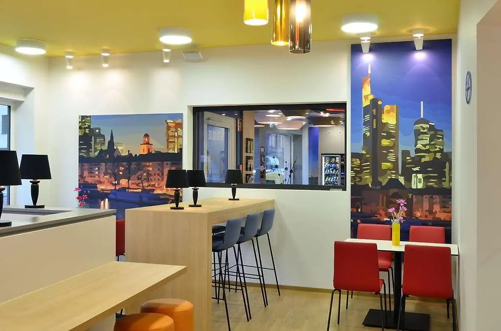 B&B Hotel Frankfurt-Hbf 美因河畔法兰克福 0*,  德国