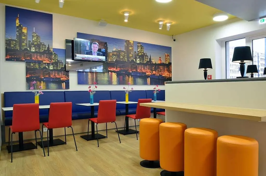 B&B Hotel Frankfurt-Hbf 美因河畔法兰克福