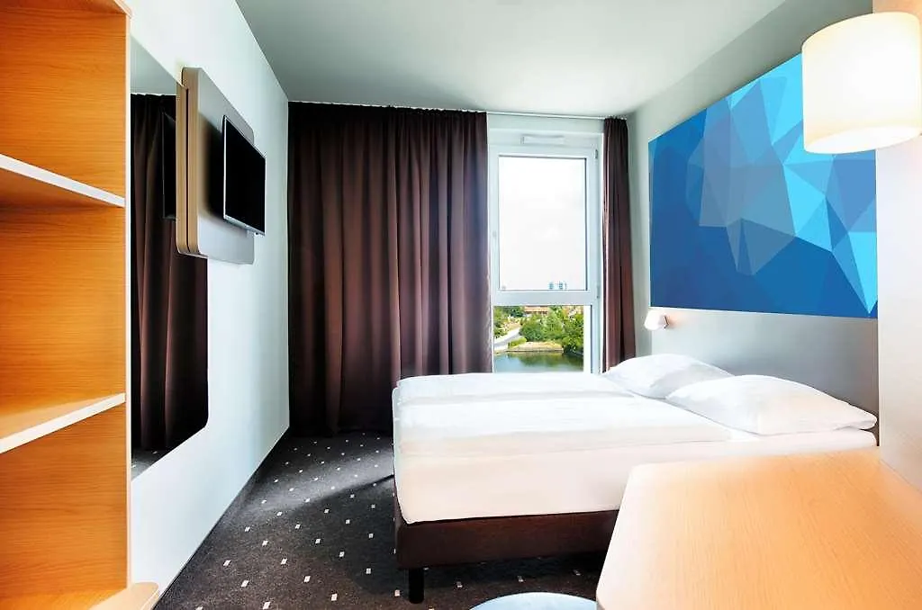 B&B Hotel Frankfurt-Hbf 美因河畔法兰克福