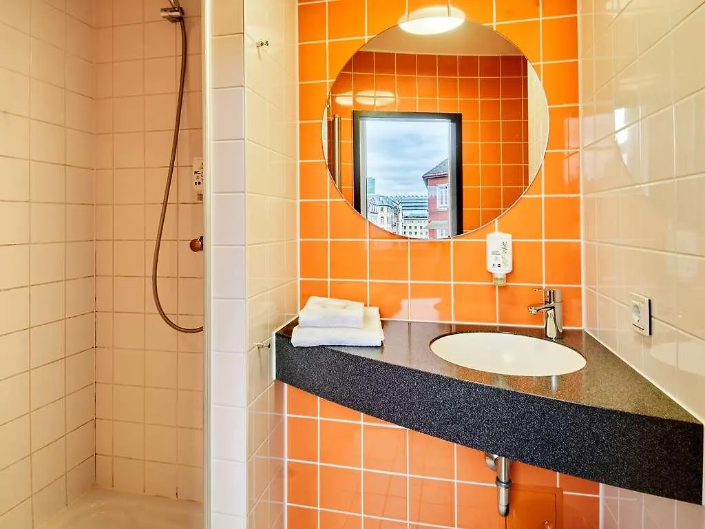 B&B Hotel Frankfurt-Hbf 美因河畔法兰克福 0*,  德国